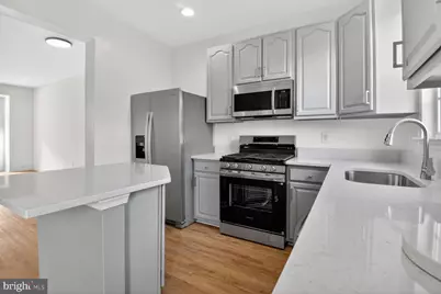 352 Kirby Street, Manassas Park, VA 20111 - Photo 9