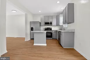 352 Kirby St, Manassas Park, VA 20111 - Photo 7
