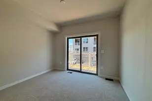 1104 Dabney Dr, Manassas Park, VA 20111 - Photo 15