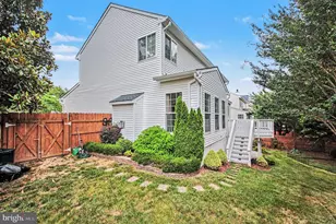 9224 Cynthia St, Manassas Park, VA 20111 - Photo 35