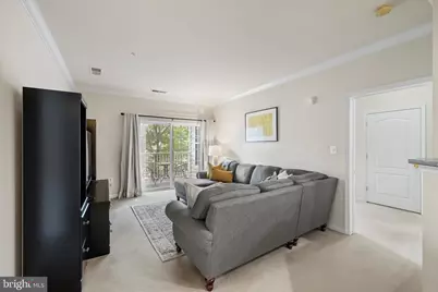 9712 Handerson Place #UNIT 203, Manassas Park, VA 20111 - Photo 5