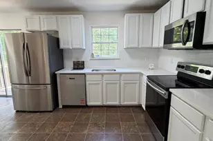 298 Moseby Dr, Manassas Park, VA 20111 - Photo 17