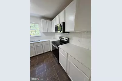 298 Moseby Drive, Manassas Park, VA 20111 - Photo 5