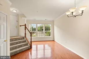 9612 Wigfall Way, Manassas Park, VA 20111 - Photo 7