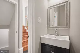 9335 Cougar Ct, Manassas Park, VA 20111 - Photo 9