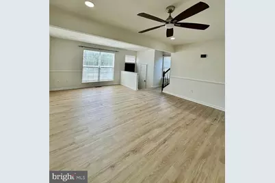 9242 Jessica Drive, Manassas Park, VA 20111 - Photo 5