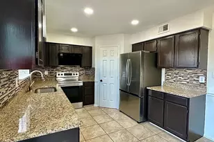 9242 Jessica Dr, Manassas Park, VA 20111 - Photo 7