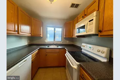 8656 Inyo Place #10, Manassas Park, VA 20111 - Photo 5