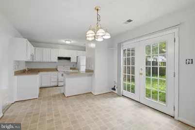 8635 Reinecke Court, Manassas Park, VA 20111 - Photo 11