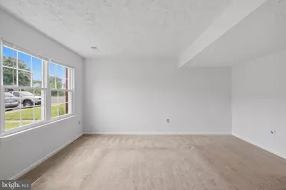 8635 Reinecke Court, Manassas Park, VA 20111 - Photo 7