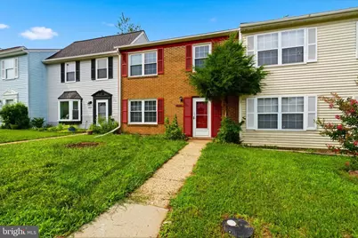8635 Reinecke Court, Manassas Park, VA 20111 - Photo 3