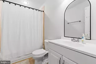 308 Kirby St, Manassas Park, VA 20111 - Photo 29