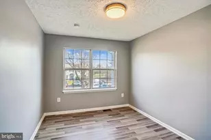 8603 Woodhue Ct, Manassas Park, VA 20111 - Photo 17