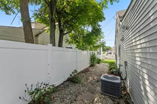 194 Holden Dr, Manassas Park, VA 20111 - Photo 35