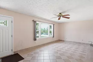 106 Courtney Dr, Manassas Park, VA 20111 - Photo 5