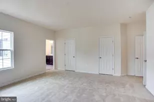 9029 Christina Pl, Manassas Park, VA 20111 - Photo 17