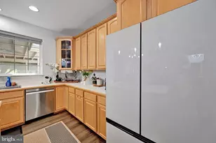9303 Payne Ct, Manassas Park, VA 20111 - Photo 23