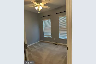 9075 Alexander Way, Manassas Park, VA 20111 - Photo 39