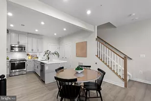 212 Park Central Ter, Manassas Park, VA 20111 - Photo 7