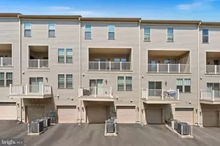 212 Park Central Ter, Manassas Park, VA 20111 - Photo 35