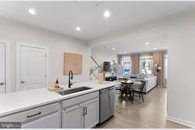 212 Park Central Terrace, Manassas Park, VA 20111 - Photo 13
