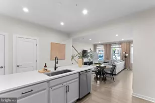 212 Park Central Ter, Manassas Park, VA 20111 - Photo 13