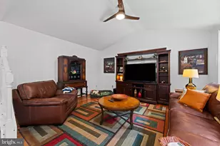 9261 Matthew Dr, Manassas Park, VA 20111 - Photo 13