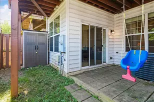 9022 Christina Pl, Manassas Park, VA 20111 - Photo 7