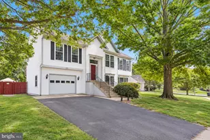 9402 Luke Dr, Manassas Park, VA 20111 - Photo 3
