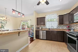 9402 Luke Dr, Manassas Park, VA 20111 - Photo 13