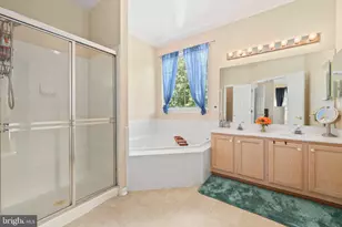 9402 Luke Dr, Manassas Park, VA 20111 - Photo 23