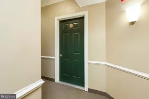 9712 Handerson Pl, Manassas Park, VA 20111 - Photo 27