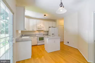 9317 Paul Drive, Manassas Park, VA 20111 - Photo 11