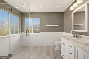 9302 Elise Ct, Manassas Park, VA 20111 - Photo 11