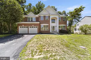 9201 Golf Ct, Manassas Park, VA 20111 - Photo 1