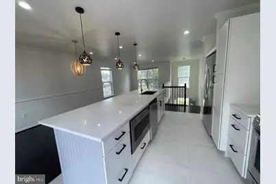 9207 Cynthia Street, Manassas Park, VA 20111 - Photo 5