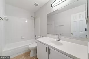 302 Moseby Ct, Manassas Park, VA 20111 - Photo 23