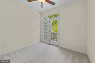 9812 Pickens Pl, Manassas Park, VA 20111 - Photo 17