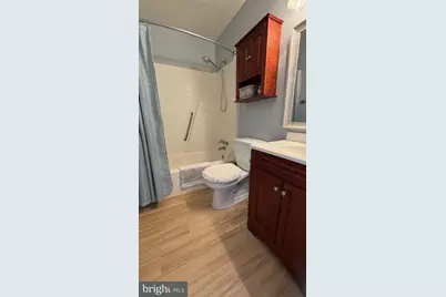 914 W Ocean View Avenue #202, Norfolk, VA 23503 - Photo 9