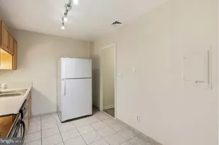 1024 Gates Ave, Norfolk, VA 23507 - Photo 15