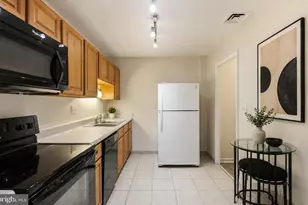 1024 Gates Ave, Norfolk, VA 23507 - Photo 17