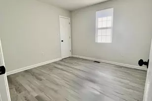 1314 W Wythe St, Petersburg, VA 23803 - Photo 13