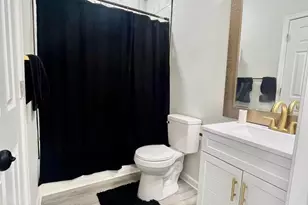 1314 W Wythe St, Petersburg, VA 23803 - Photo 11