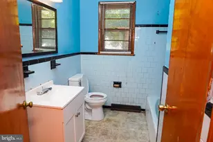 18 S Little Church St, Petersburg, VA 23803 - Photo 13
