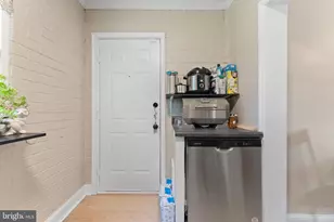 24 S Burch St, Petersburg, VA 23803 - Photo 23