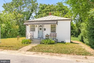 24 S Burch St, Petersburg, VA 23803 - Photo 1