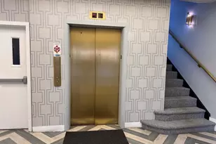 413 Stuart Cir, Richmond, VA 23220 - Photo 3