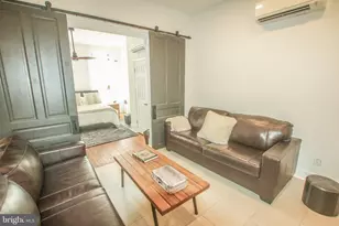 1910 W Main St, Richmond, VA 23220 - Photo 11