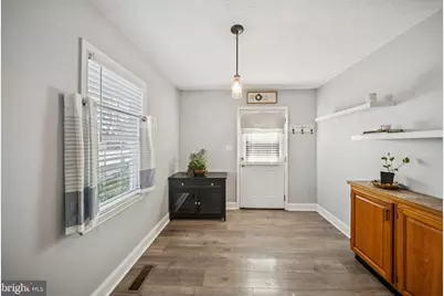 102 W Liberty Street, Staunton, VA 24401 - Photo 9