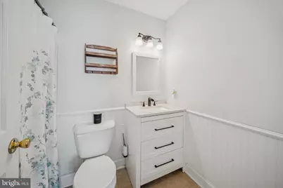 102 W Liberty Street, Staunton, VA 24401 - Photo 13